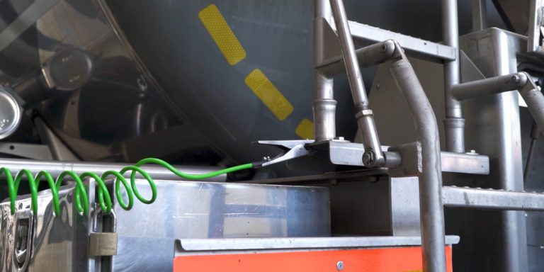 Uziemienie cysterny samochodowej ADR